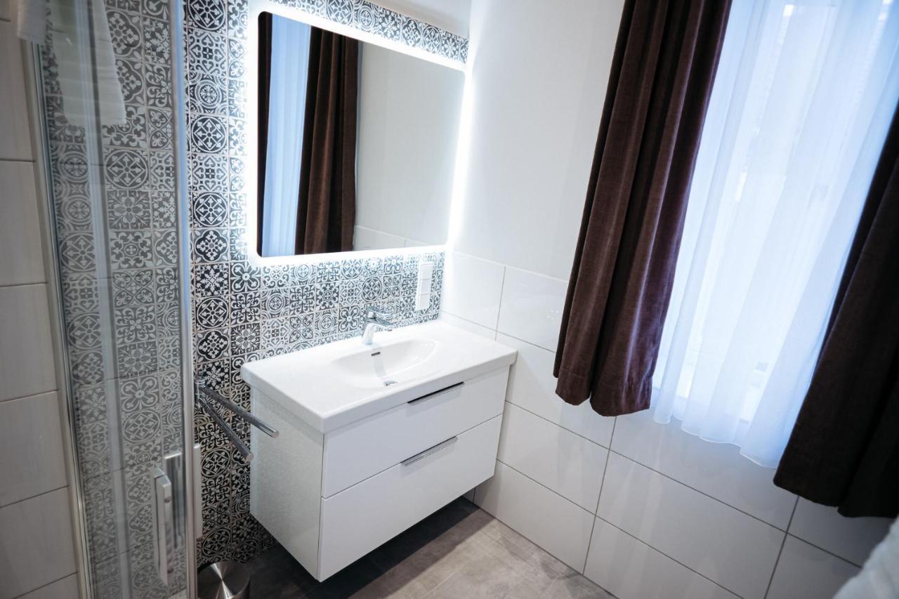 Zum Muehlenteich Hotel Bassum Luaran gambar